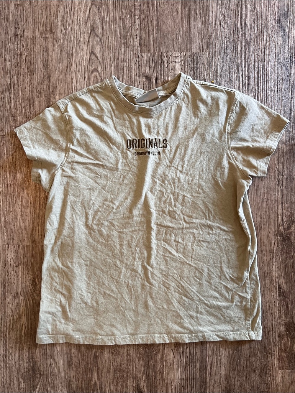 'Originals' Crewneck T-Shirt in Light Olive